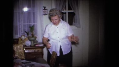 doğum günü partisi kutlama aile üyeleri ile