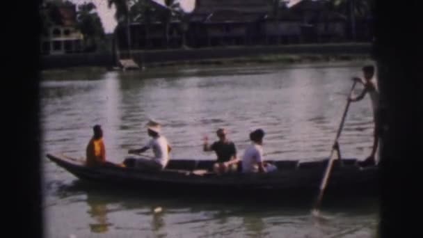 Paddleboat trip along the river — Stock Video