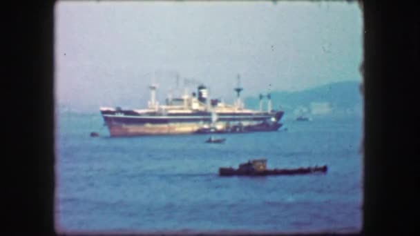 Industrial harbor ship in harbor — Αρχείο Βίντεο