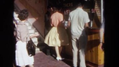 insanlarla Pazar Alanı