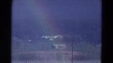 Rezalet bir gökkuşağının görülür