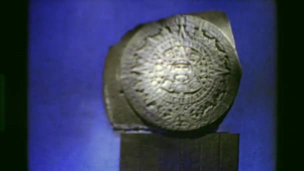 Aztekenkalender zeigt Stein — Stockvideo