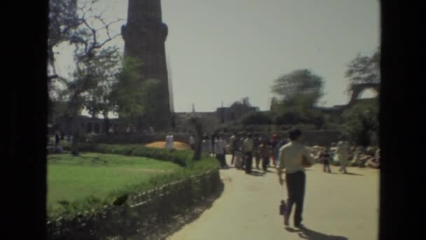 Qutub minar w delhi — Wideo stockowe