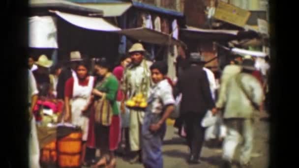 Mercado de frutas abarrotadas — Vídeos de Stock