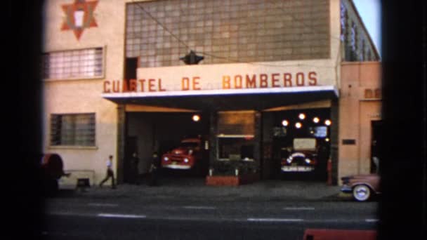 Otro día de 1960 en la estación de bomberos — Vídeo de stock