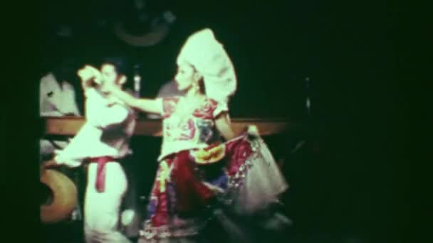Baile formal de actores de teatro latino — Vídeo de stock