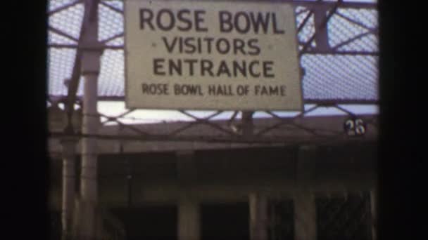 Rose bowl visitors entrance hall of stadium — ストック動画