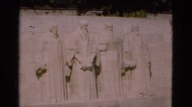 bir heykel Portekiz'de görülür