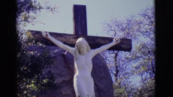 Statue av korsfestelsen i Tyskland – stockvideo