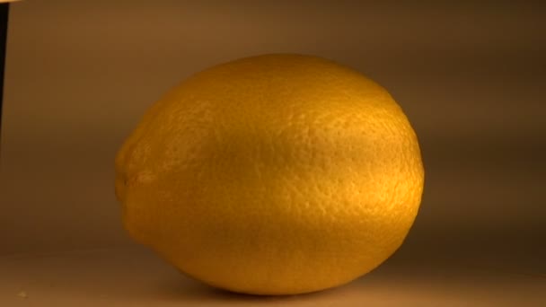 Frische Zitrone — Stockvideo