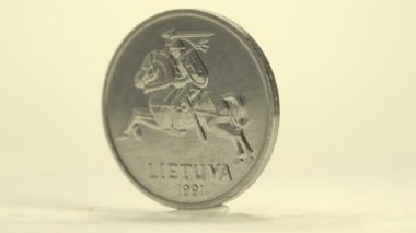 Litvanya 2 Centai