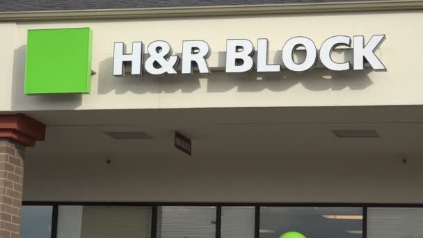 H & R blokk adó szolgáltatások tárolja — Stock videók
