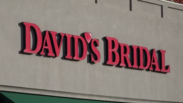 David's Bridal Boutique Exterior — Stock Video