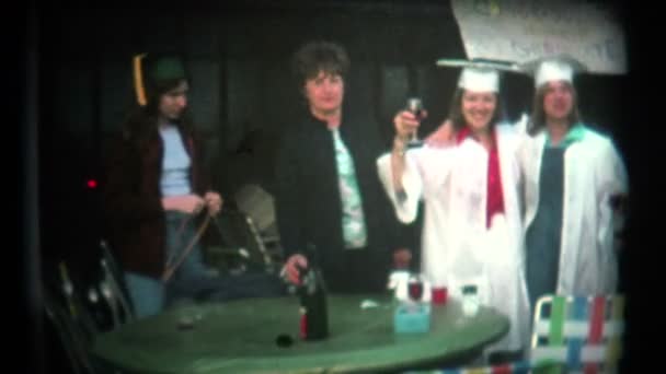 Πάρτυ αποφοίτησης λυκείου — Αρχείο Βίντεο