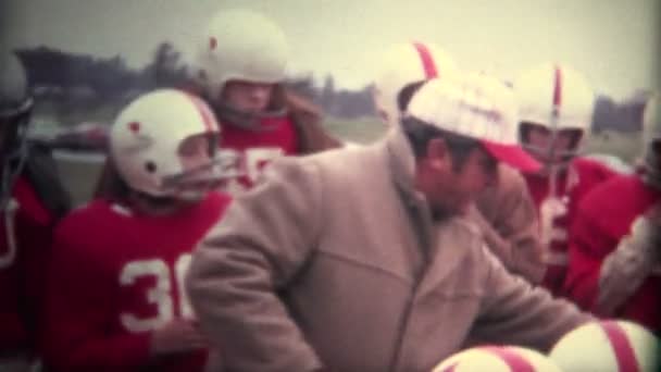 Entrenador de fútbol Rallying El equipo — Vídeos de Stock