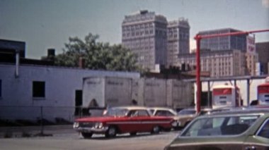 Şehir merkezi Sh Kress binası ile yakalandı