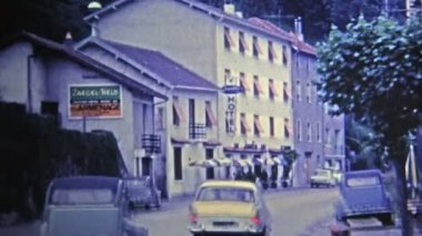 Barış ve konforun karşılandığı Fransız kırsal oteli