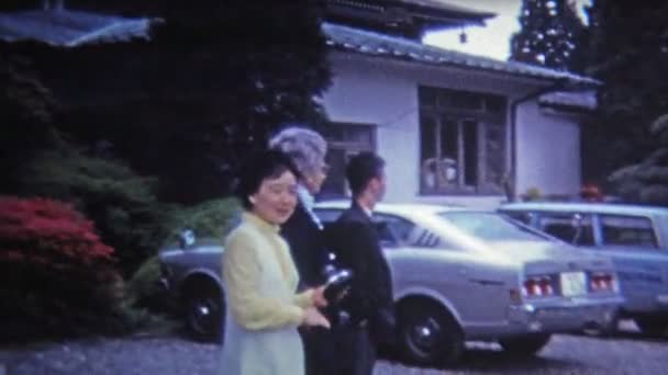 Zachodu, odwiedzając japońskie pen pals za granicą — Wideo stockowe