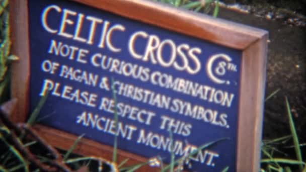 Celtic cross site – druida — Stock video