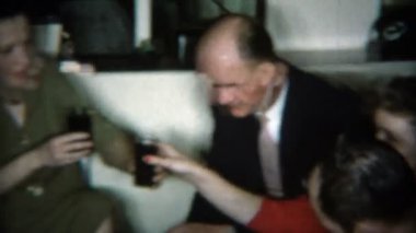 Büyükanne ile aile toplama parti