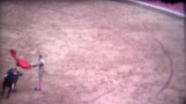 Matador pateni pisti Center'da şarj Boğa dövüşleri