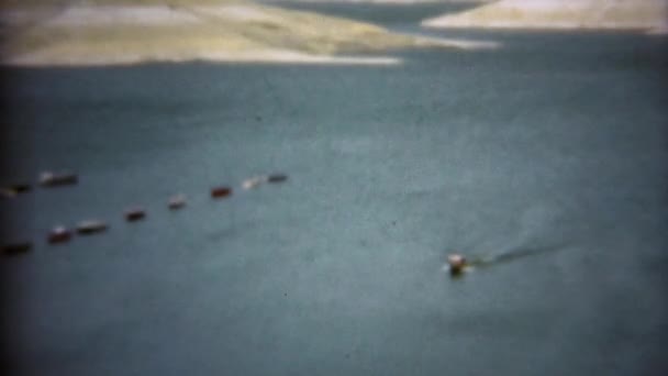 Βάρκες στο λιμάνι του το νερό — Αρχείο Βίντεο