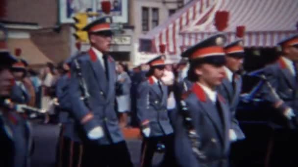 Niebieski formalne maszerującą grupę — Wideo stockowe