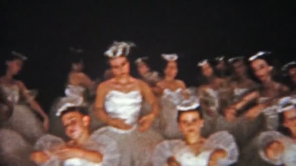 Grupo de baile de ballet de chicas — Vídeos de Stock