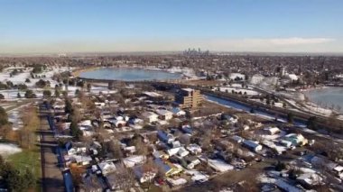 Kış şehirde sinek 