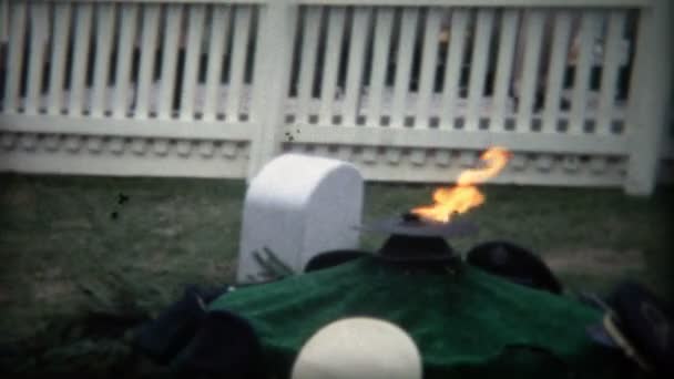 묘지에서 영원한 불꽃 — 비디오