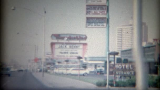 Vintage şerit motel restoran ve benzin istasyonu — Stok video