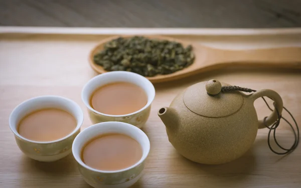 Set de té chino en madera, primer plano — Foto de Stock