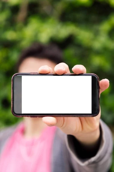 Vertical Photo Unrecognizable Man Showing Smart Phone Blank Screen Concept — Stock Photo, Image