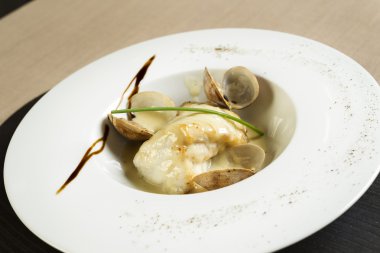 İstiridye ile balık