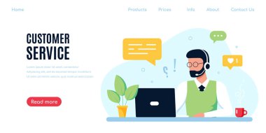 Dizüstü bilgisayarı ve mikrofonlu kulaklığı olan adam.