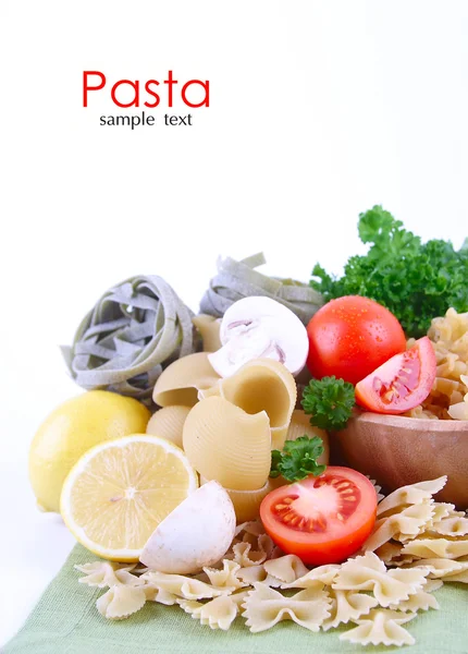 Pasta with fresh vegetables — Stock Photo, Image