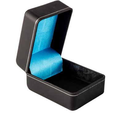 Beyaz arka planda kara kutu. Kutuyu beyaza aç. Yüksek görüş açısı. Siyah saat ambalajı