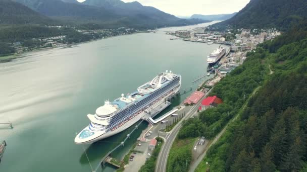 Alaska cruise gemi — Stok video