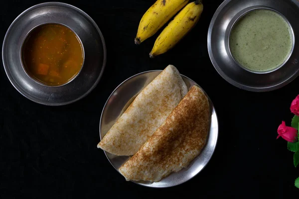 Südindische Leckere Und Köstliche Hausgemachte Set Dosa Einem Teller Auf — Stockfoto