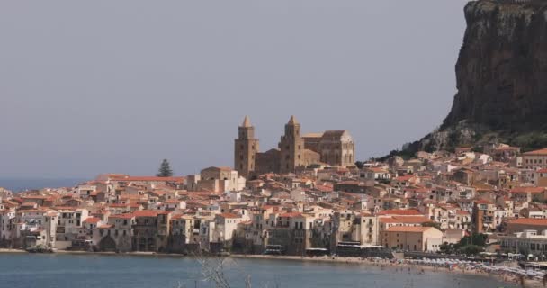 Något Zooma Staden Cefalu Palermo Sicilien Med Sin Katedral Tyrrenska — Stockvideo