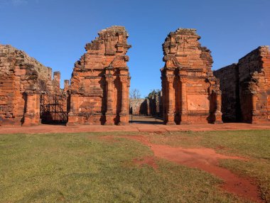 Misiones, San Ignacio, Arjantin - 23 Haziran 2025: San Ignacio Mini do Guaranisi 'nin Cizvit Misyonu. UNESCO Dünya Mirası Alanı.