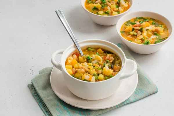 Homemade Italian Minestrone Сільський Вегетаріанський Суп Виготовлений Бобів Цвітної Капусти — стокове фото