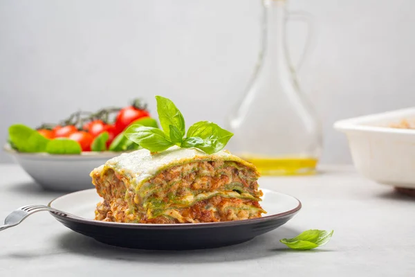 Zelfgebakken Groene Lasagne Lasagne Alla Bolognese Met Spinazie Het Deeg — Stockfoto