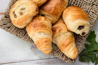 Taze Pişmiş Fransız tereyağı Hamur Işleri