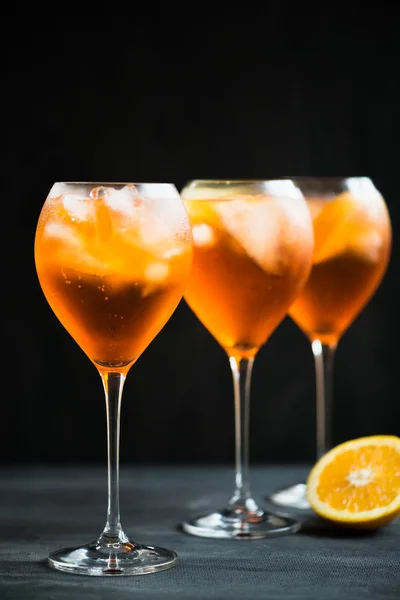 Verão refrescante Aperitivo Bebida Aperol Spritz — Fotografia de Stock