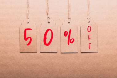 Kağıt etiketlere yazılmış metin 50 kapalı