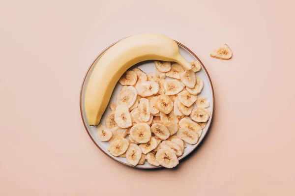 Healthy Snack from Banana Chips — Stock Photo, Image