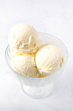 Vanilyalı dondurma.