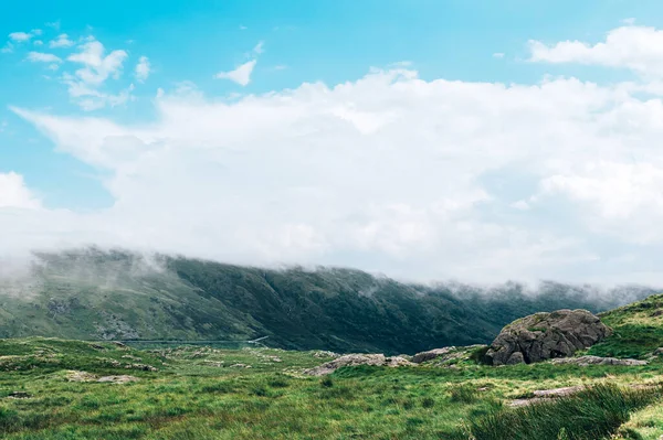 Hermoso panorama del paisaje del Parque Nacional Snowdonia en el norte de Gales, Reino Unido — Foto de Stock