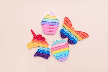 Gökkuşağı Patlat Köpük Duyusal Fidget Oyuncakları